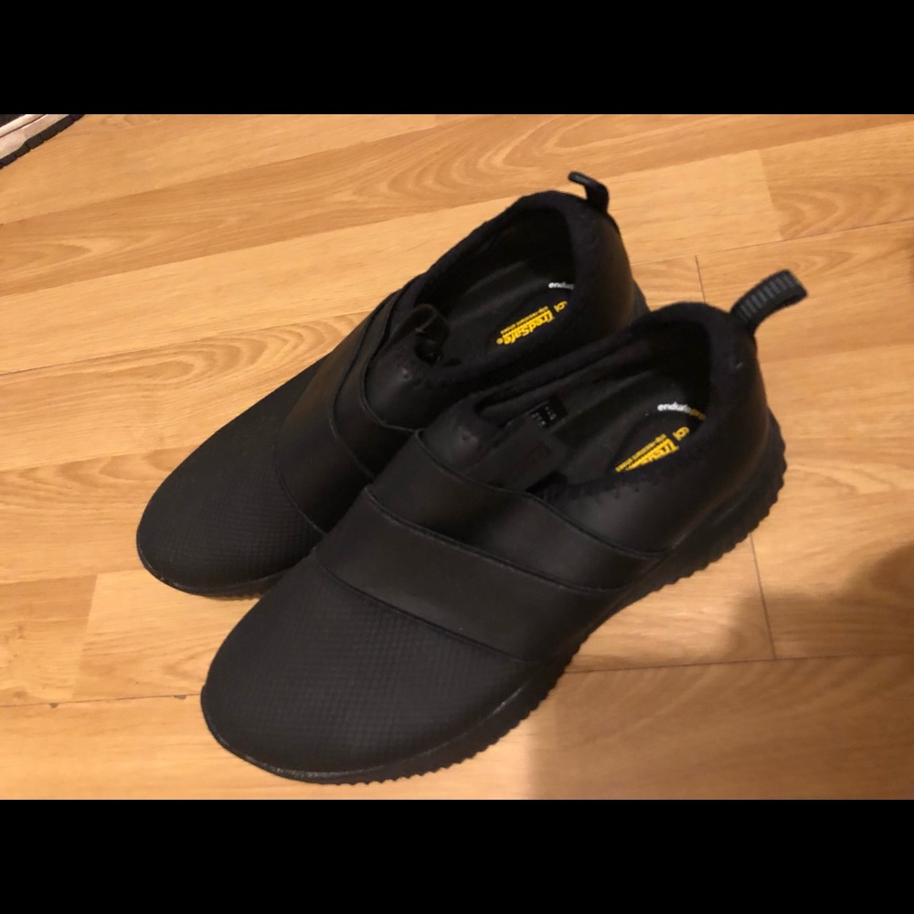 Work shoes